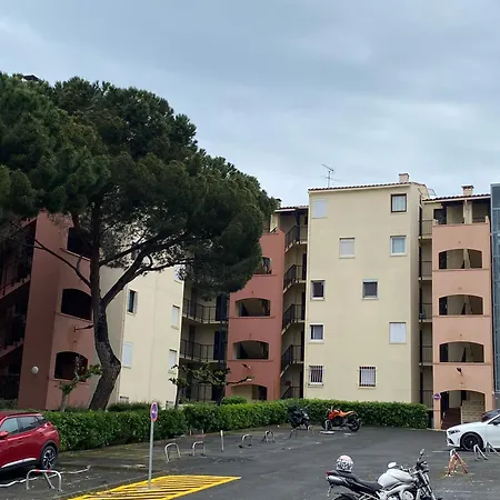 - Balcon Plein Sud - Parking - Centre Port Apartment
