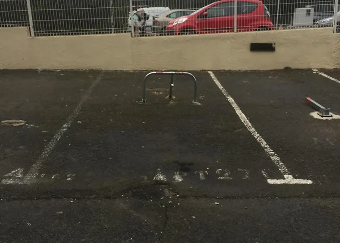 Appartamento équipé Place De Parking Centre Port *